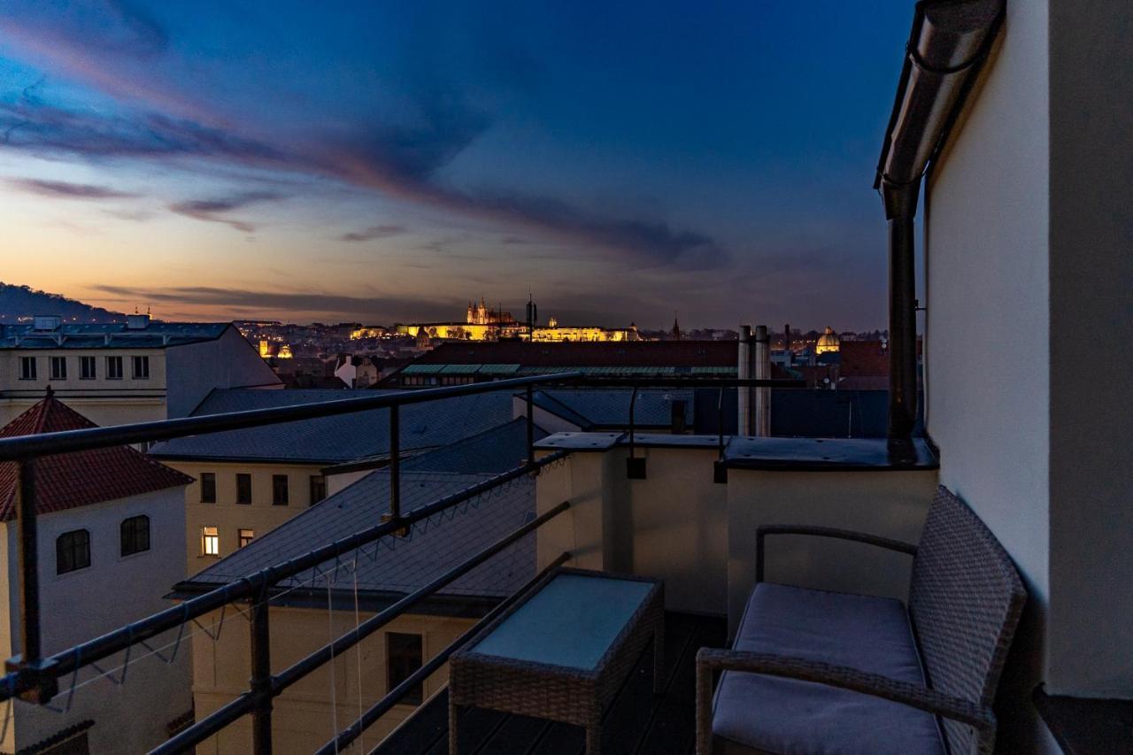 Castle View Apartment Прага Екстериор снимка