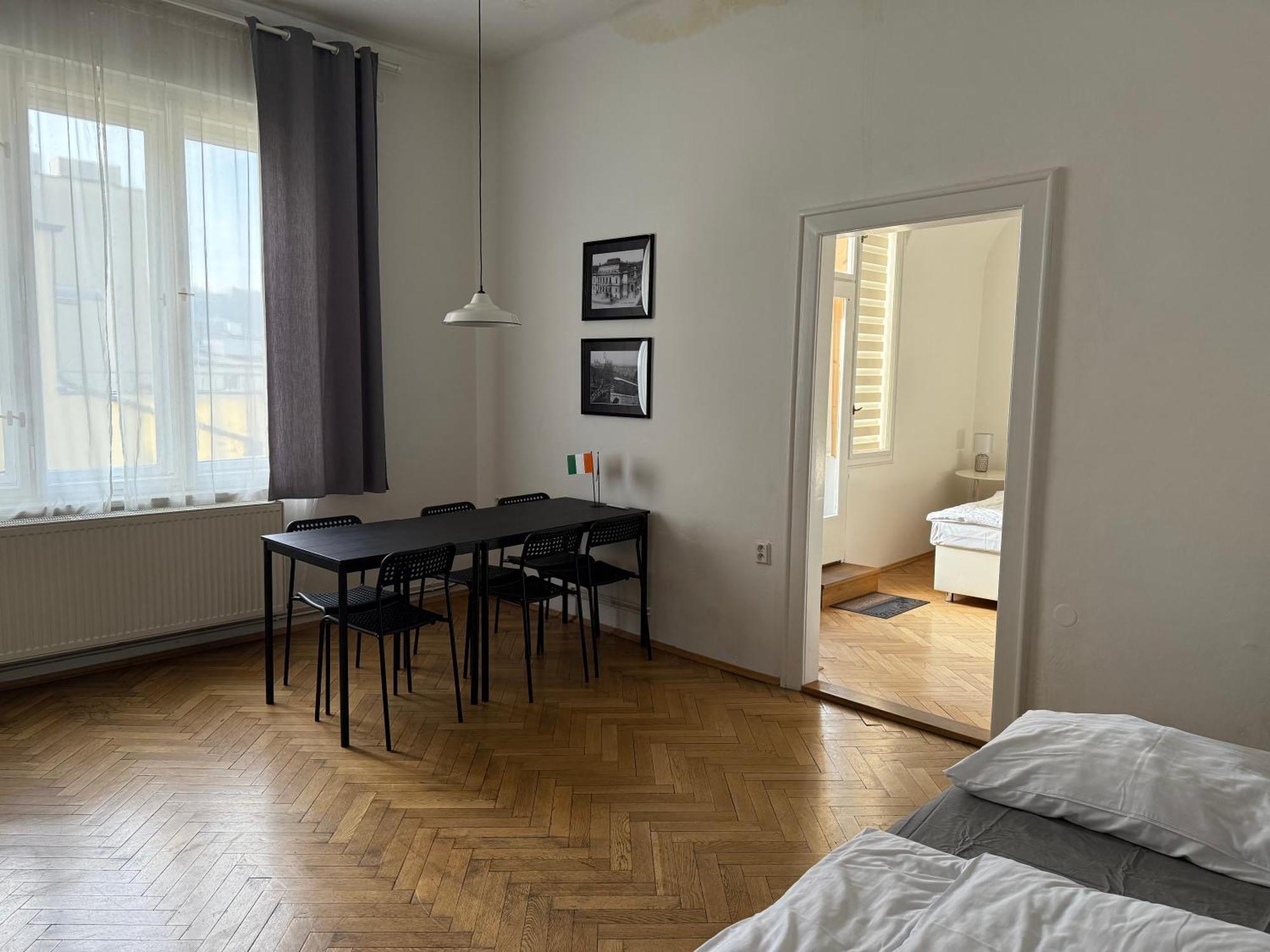 Castle View Apartment Прага Екстериор снимка